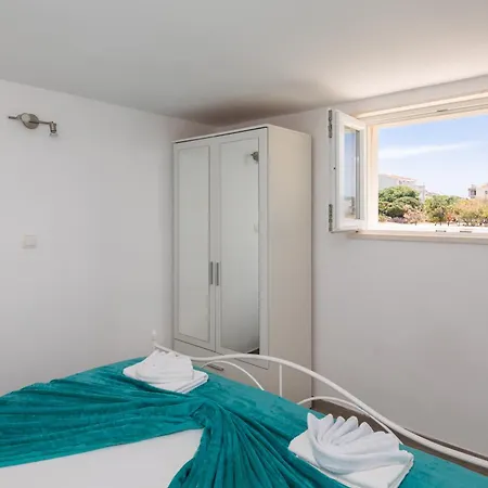Vila Blanka Apartments Rogoznica  Esterno foto