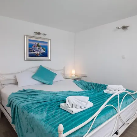 Vila Blanka Apartments Rogoznica  Esterno foto